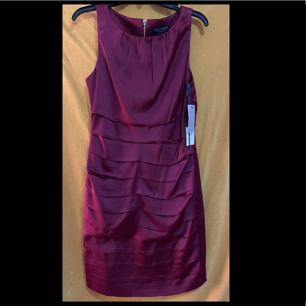 Laundry by Shelli Segal Los Angeles Dress Size 10 Deep Garnet